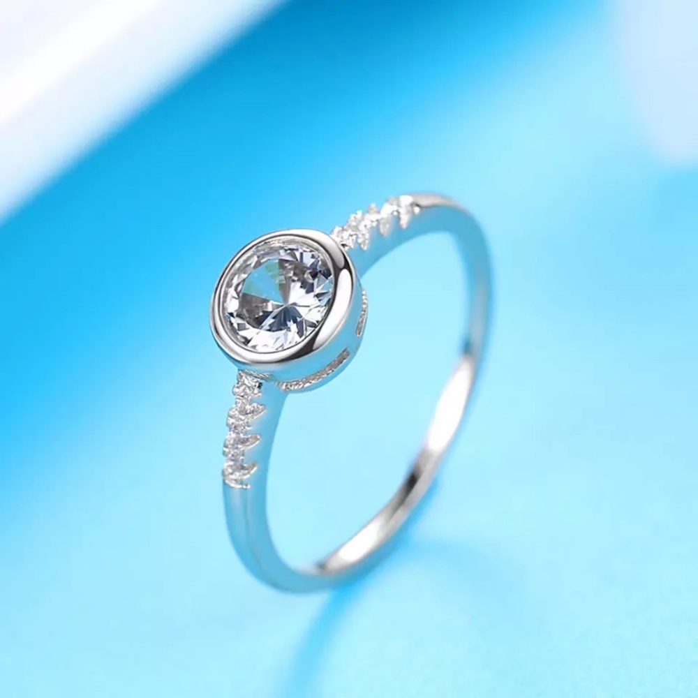 Gorgeous Ring 925 silver White sapphire - Picture 1 of 6
